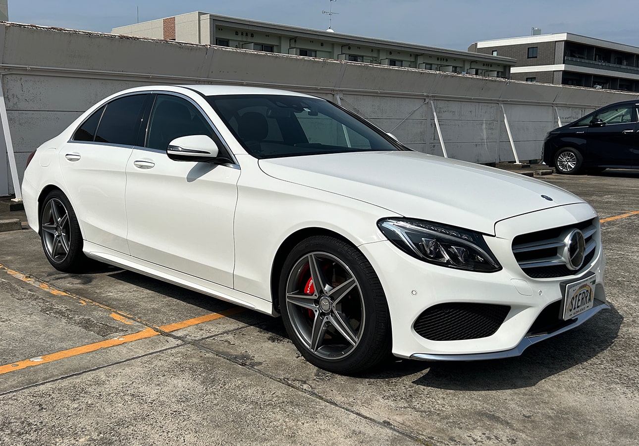 メルセデス・ベンツ C220dアバンギャルドAMGライン