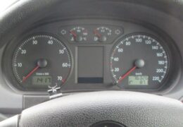 ポロ 5ドア 紺